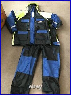 Abu Garcia Flotation Suit / Jacket & Brace Trousers Size XL NEW