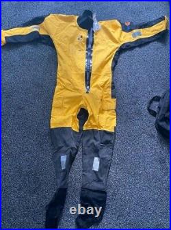 Floatation suit large / extra large with tags